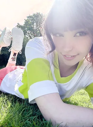 Belle Delphine Dressing Up As Chihiro Onlyfans Album