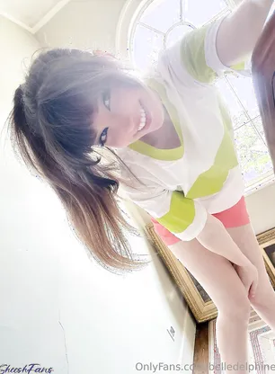 Belle Delphine Dressing Up As Chihiro Onlyfans Album