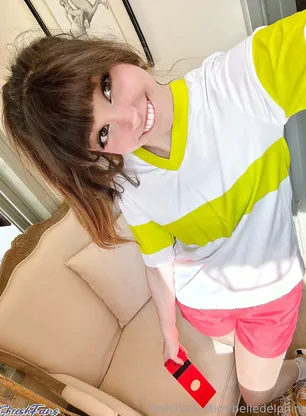 Belle Delphine Dressing Up As Chihiro Onlyfans Album