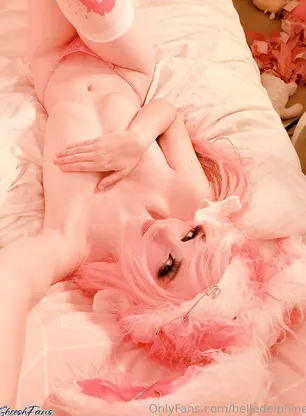 Belle Delphine Pink Hair Fingering Pussy Onlyfans Album Leak