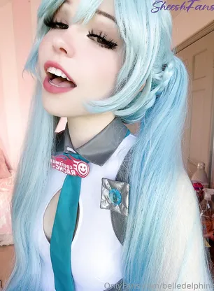 Belle Delphine Miku Cosplay Pussy Spread Onlyfans Album