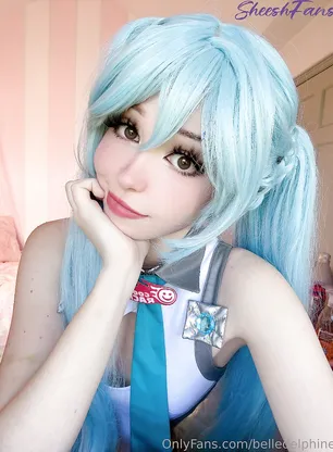 Belle Delphine Miku Cosplay Pussy Spread Onlyfans Album