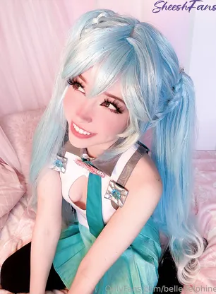 Belle Delphine Miku Cosplay Pussy Spread Onlyfans Album