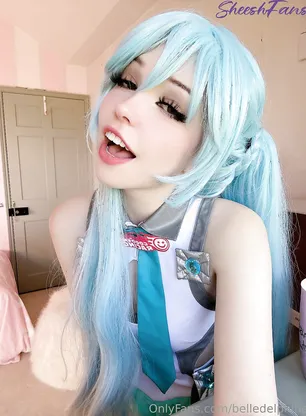Belle Delphine Miku Cosplay Pussy Spread Onlyfans Album