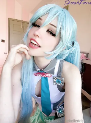 Belle Delphine Miku Cosplay Pussy Spread Onlyfans Album