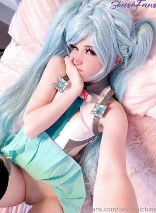 Belle Delphine Miku Cosplay Pussy Spread Onlyfans Album