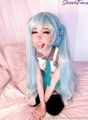 Belle Delphine Miku Cosplay Pussy Spread Onlyfans Album