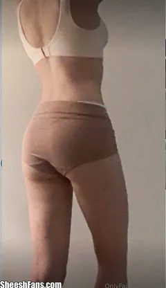 Lil Tay Paid Exclusive Bikini And Curvy Tits Half Flashed Onlyfans Premium Leak Album