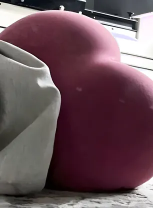 Blonde Canadian E-girl