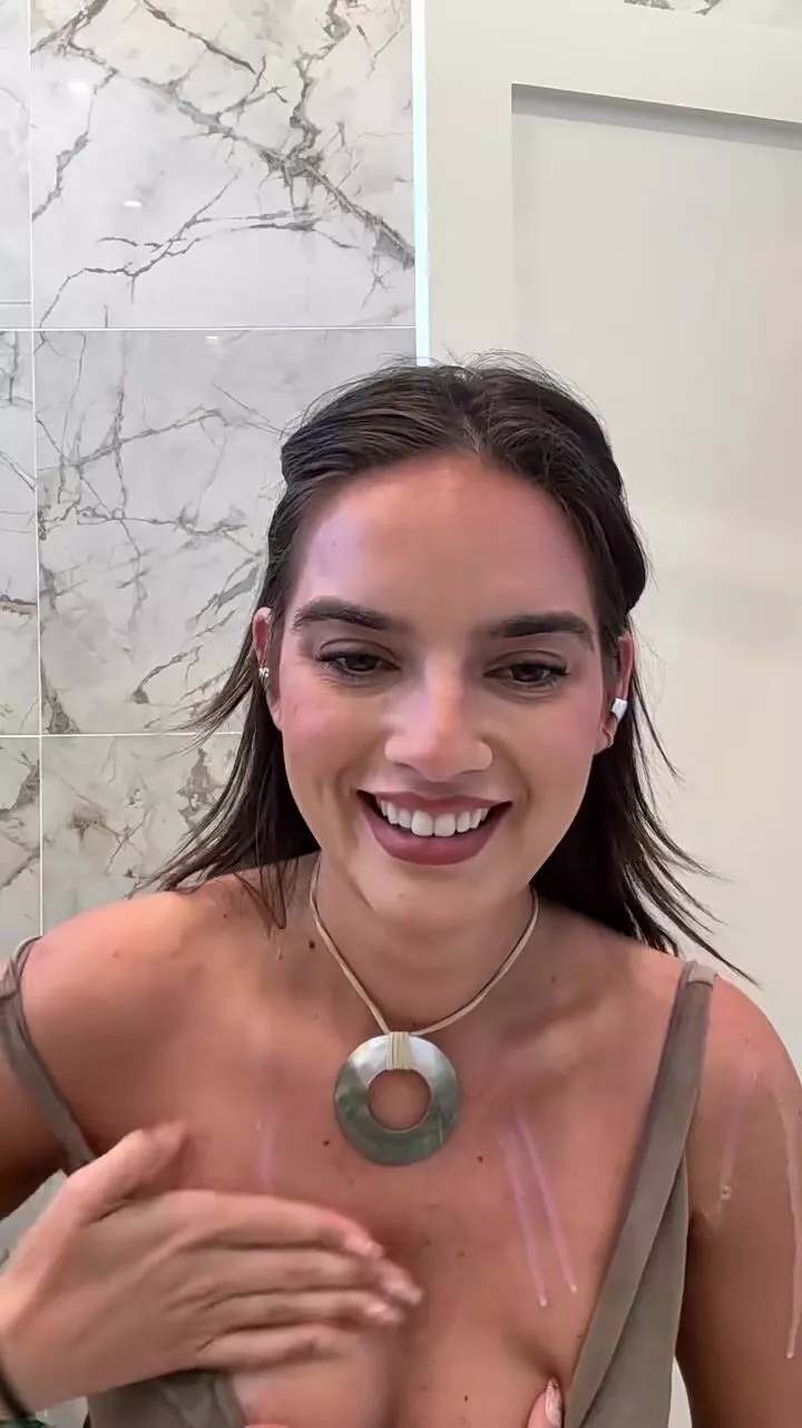 Natalie Noel Slipped Nipples On Live Instagram Show - SheeshFans