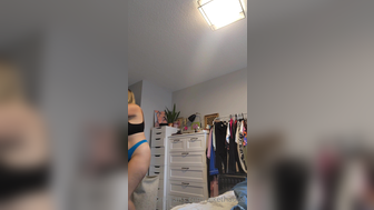 Alkethadea Stripteasing Wearing Her Sports Bra Video