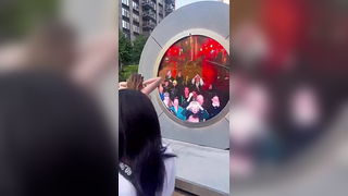 Girl Nude boobs Flashed The Portal In New York And Dublin video
