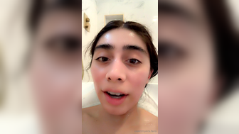 Violet Myers Without Makeup Fully Naked In Bathtub Leak