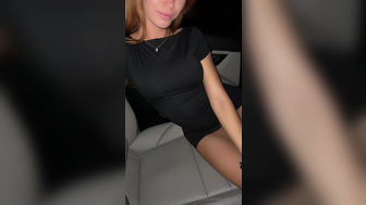 Dainty Wilder Backseat Sluts Eating Wet Cunts Onlyfans Video