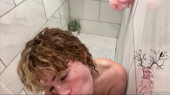 Auroraxoxo Gf In The Shower Sucking You Off Onlyfans Video