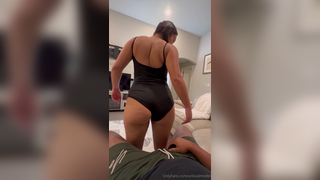 Urlocalmodel Sucking Pizza Delivery Guy And Rides Cock Onlyfans Leak Video