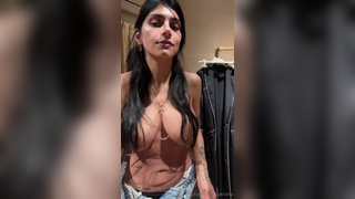 Mia Khalifa Red Top Tryon Fully Naked Latest Onlyfans Video Leaked