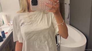 Breckie Hill Nude Seethrough Nipples Squeezing Them Leaks