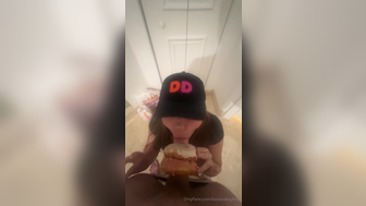 Katiana Kay Dunkin Donuts Blowjob Onlyfans Porn Leak