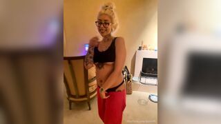 Ally Lotti Stripteasing And Twerking Booty Leaked Onlyfans