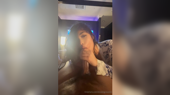 Val2legit Aka Valarie4grabs Bbc Sucking Off And Rides On Top Onlyfans Porn Video