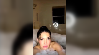 Lyna Perez Nude Nipples Slipping In Bathtub Livestream Leak