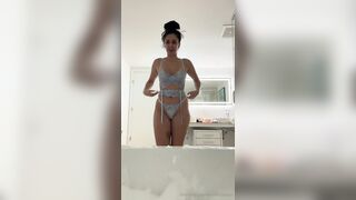 Camilla Araujo Bathtub Masturbating Pussy With Shower Tap Onlyfans Leak