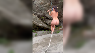 Mady Gio The Rope Middle Of Tits Completely Nude Over The Water Leak