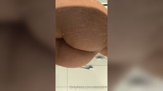 Alexisshv Solo Shower Her Perky Nude Tits And Pussy Onlyfans Leak