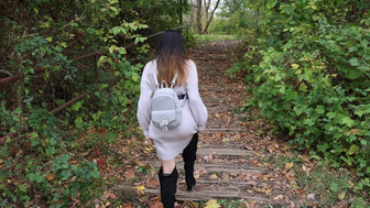 Zara Dar Lifts Her Frock And Booty Flashed Onlyfans Leak