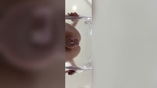 Ohkaybunny Fuck Her Pussy On Glass Chair Onlyfans Leaked Video