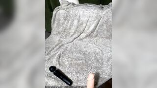 Lamhard Livestream Look Her Cloths Off And Masturbating Pussy Onlyfans Video