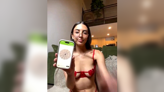 Lamhard Livestream Look Her Cloths Off And Masturbating Pussy Onlyfans Video