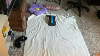 Showbobsjpg Stripping Off Naked On Bed Onlyfans Leak