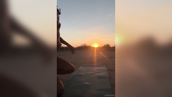Lamar Chairez Doing Naked Outdoor Yoga And Masturbating Pussy Leaked Onlyfans Video
