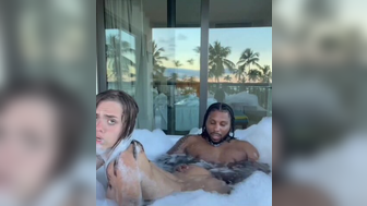 Valentina Midget Getting Fucked In Bathtub Leaked Video