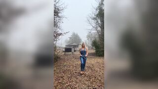 Loreleifinds Sucking Huge Dildo And Fucking Her Pussy Outdoor Near Neighbors Farm Onlyfans Leak