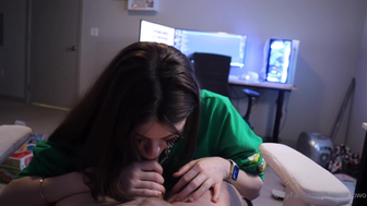 Hannahowo Popular Blowjob Video And Getting Cum Facial Leaked Porn