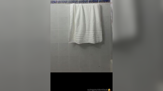 Lil Tay Applying Lotion After Shower Onlyfans Leak