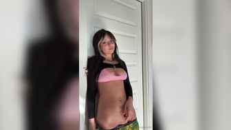 Linksgroupie Aka Mariah Crooke Nips Seethrough Pink Bra And Pull Down Thong Onlyfans Ppv Leak