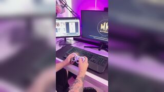 Annabgo Mileena Cosplay Sucking Her Gamer Boy And Rides Him Onlyfans Sextape Leaked