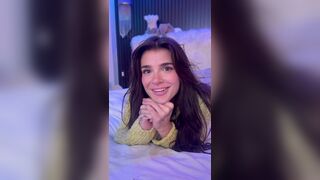 Arikytsya After Got Fucked By Yung Gravy Playing Her Pussy Till Cum Leaked Onlyfans Video