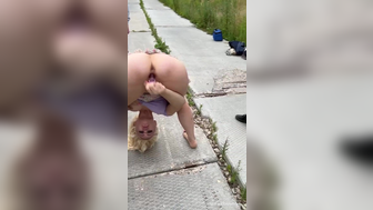 Anna Delos Fuck Her Pussy With Dildo While Her Friends Jerk Off Leaked Video