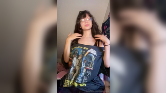 Monisuea Masturbating Nude Pussy In Gaming Chair Leaked Onlyfans Video