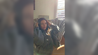 Alinity Full Nude Video Laying In The Beanbag Looking Sunkissed Leaked Onlyfans