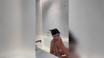 Mia Khalifa Bathtub Naked Cleaning Her Up Leaked Ppv Onlyfans