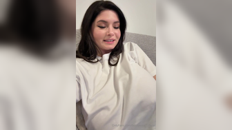 Busty Ema Big White Tits Dropped Out Onlyfans Video Leak