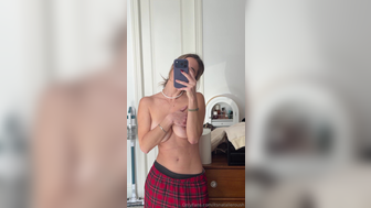 Natalie Roush Mirror Selfie Perky Boobs Play Onlyfans Leak