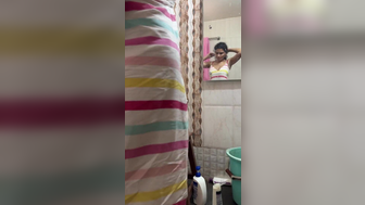 Reshmi R Nair Washing Up Her Cunt And Tits In Bathroom Leaked Porn Video