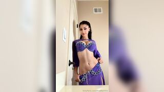 Divaflawless Strips Her Skirt And Flash Pussy Slightly Leak Onlyfans Video